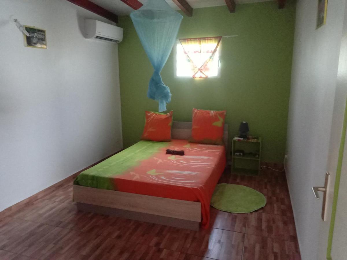 La Casa Binecha Avec Jacuzzi Villa Baillif Eksteriør bilde