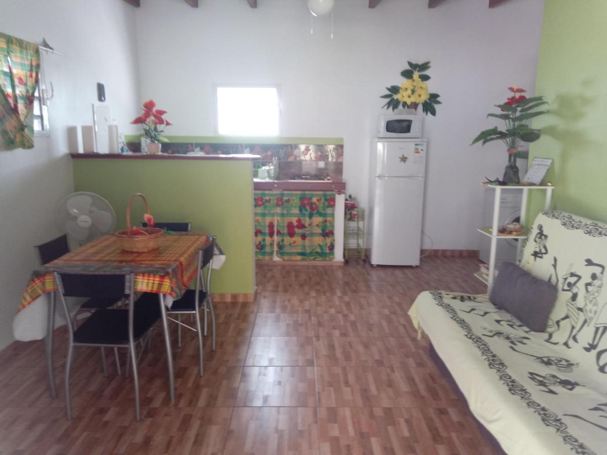 La Casa Binecha Avec Jacuzzi Villa Baillif Eksteriør bilde