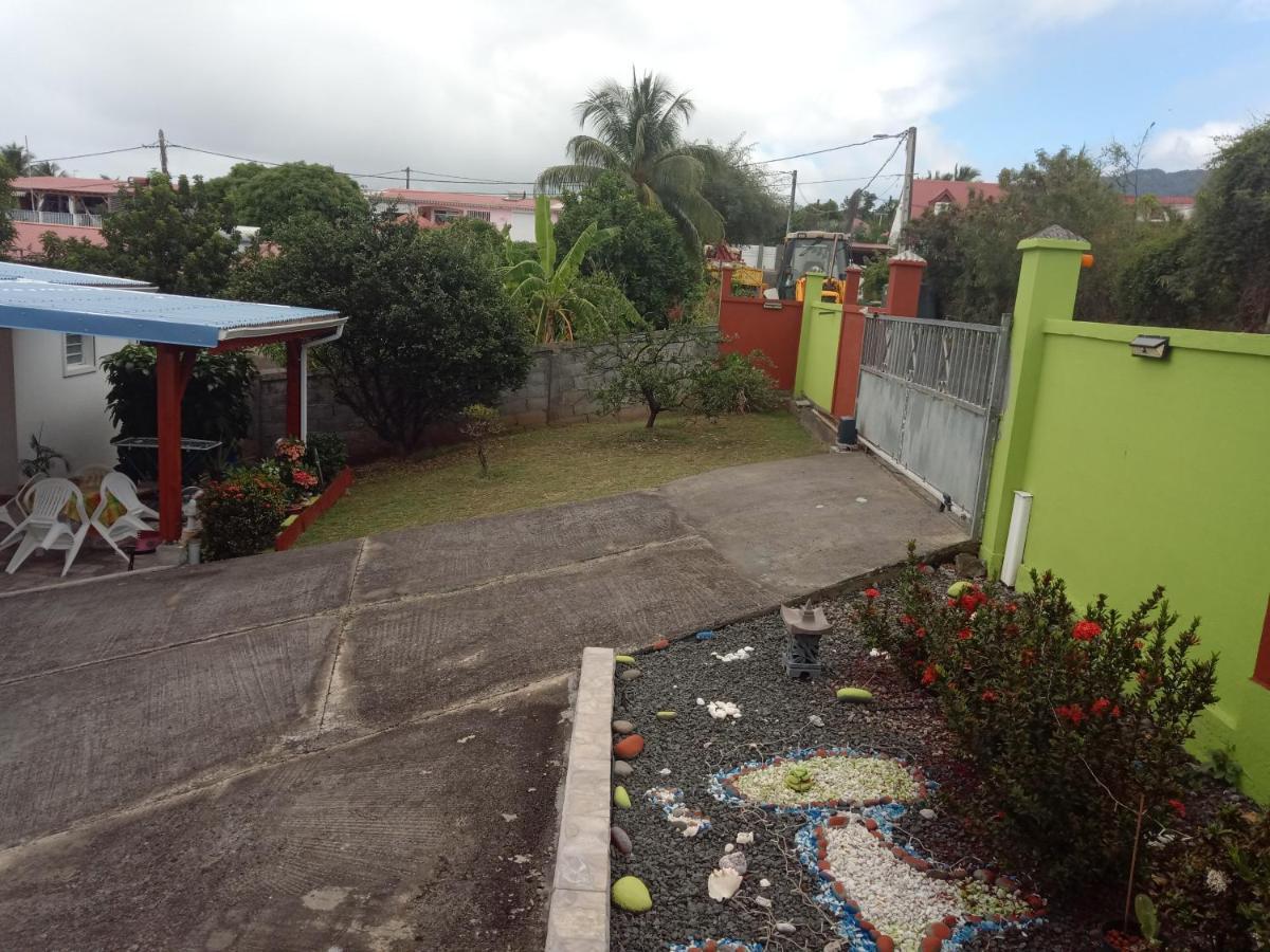 La Casa Binecha Avec Jacuzzi Villa Baillif Eksteriør bilde