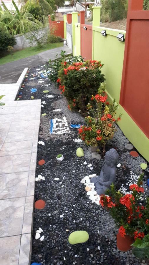 La Casa Binecha Avec Jacuzzi Villa Baillif Eksteriør bilde